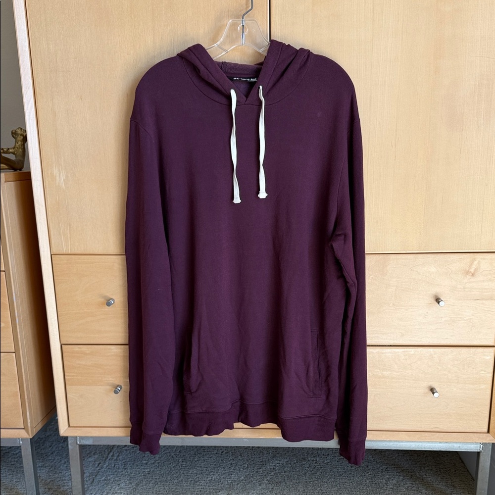 ❤️SOLD❤️ Travis Mathew Hoodie with Pockets XL